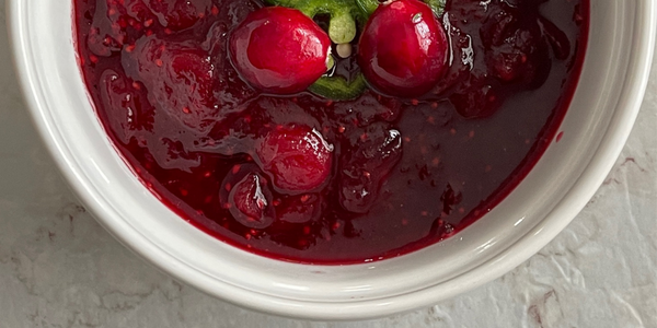 sweet and spicy cranberry sauce