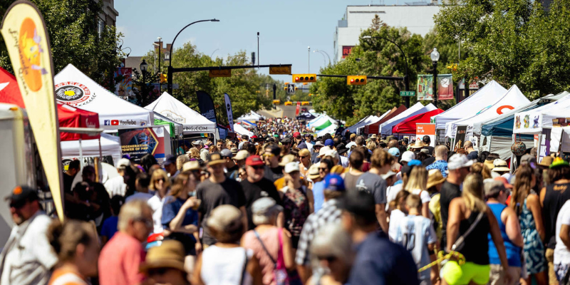 MARDA GRAS STREET FESTIVAL